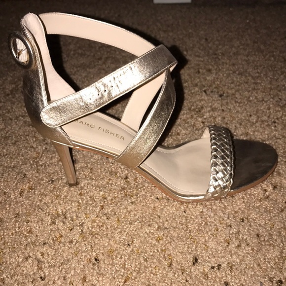 Marc Fisher Gold Heels - Picture 2 of 5